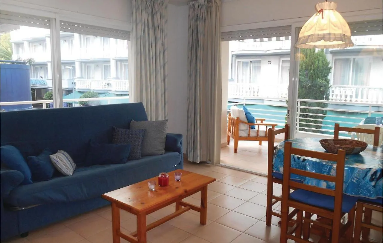1 Bedroom Beautiful Apartment In トッサ・デ・マール