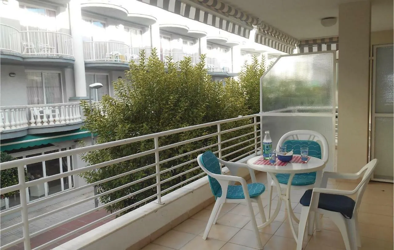 1 Bedroom Beautiful Apartment In トッサ・デ・マール